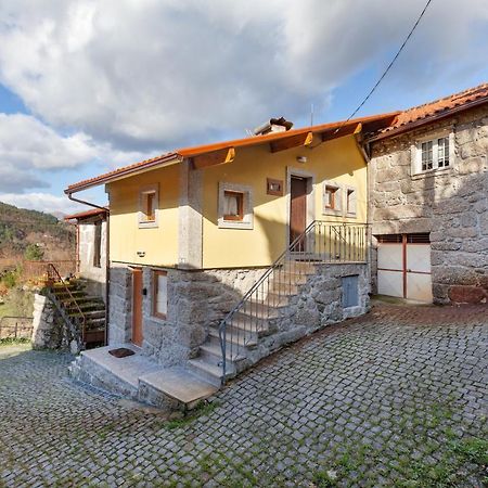 Casa Das Bonecas Vieira do Minho Ngoại thất bức ảnh